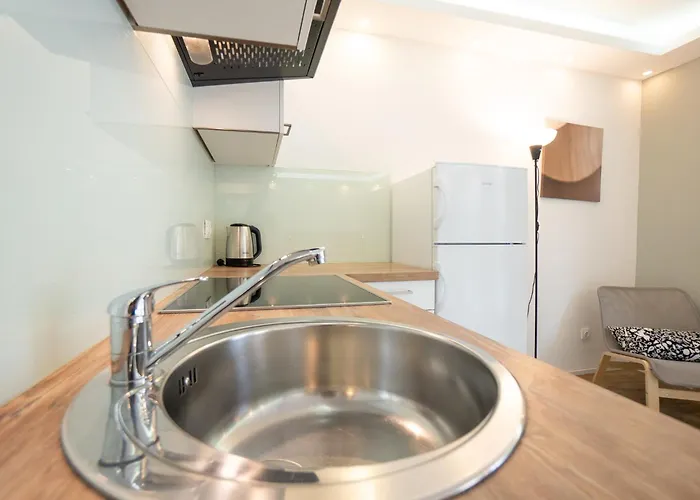 Modern With Queen-size Bed, Self Check-in K5 Apartment Vienna